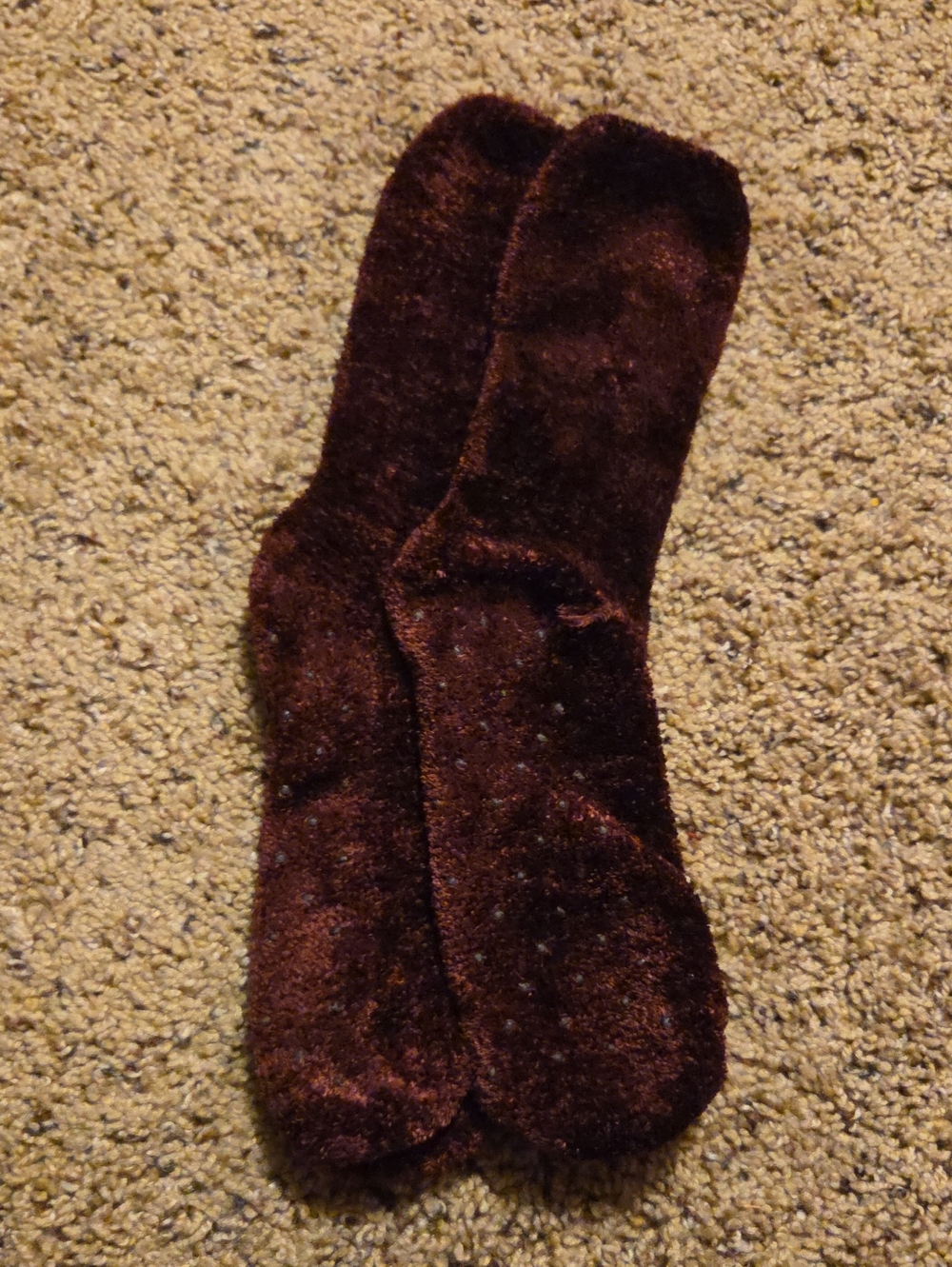 Cozy Plush Fuzzy Socks With Grips - Dark Maroon